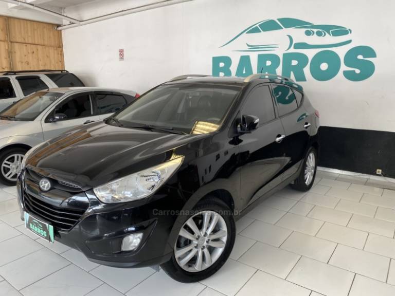 HYUNDAI - IX35 - 2012/2013 - Preta - R$ 68.900,00