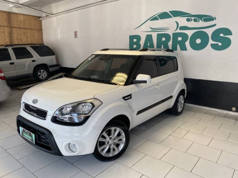 KIA MOTORS - SOUL - 2012/2012 - Branca - R$ 45.900,00